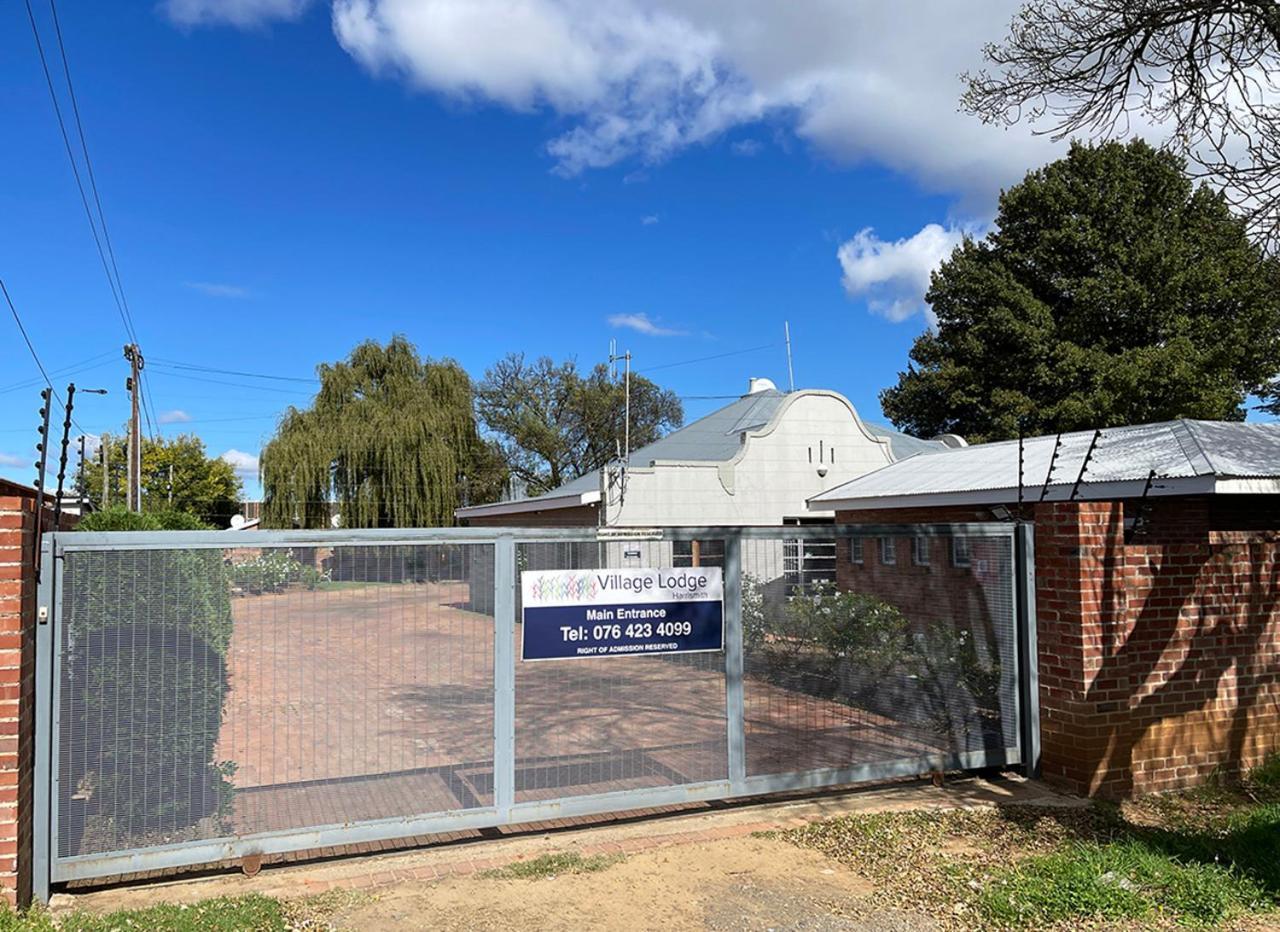 Village Lodge Harrismith Exterior photo